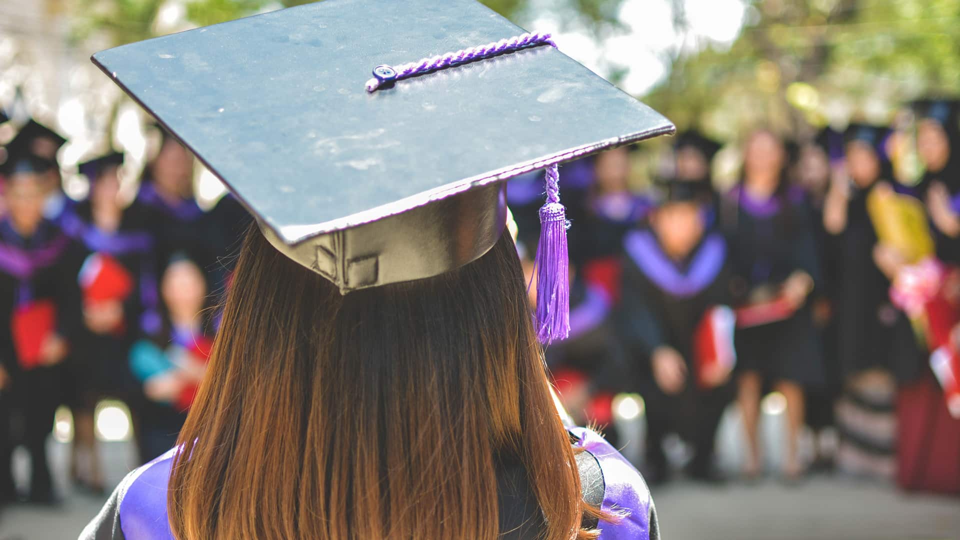 4 ways churches can help prepare students for college