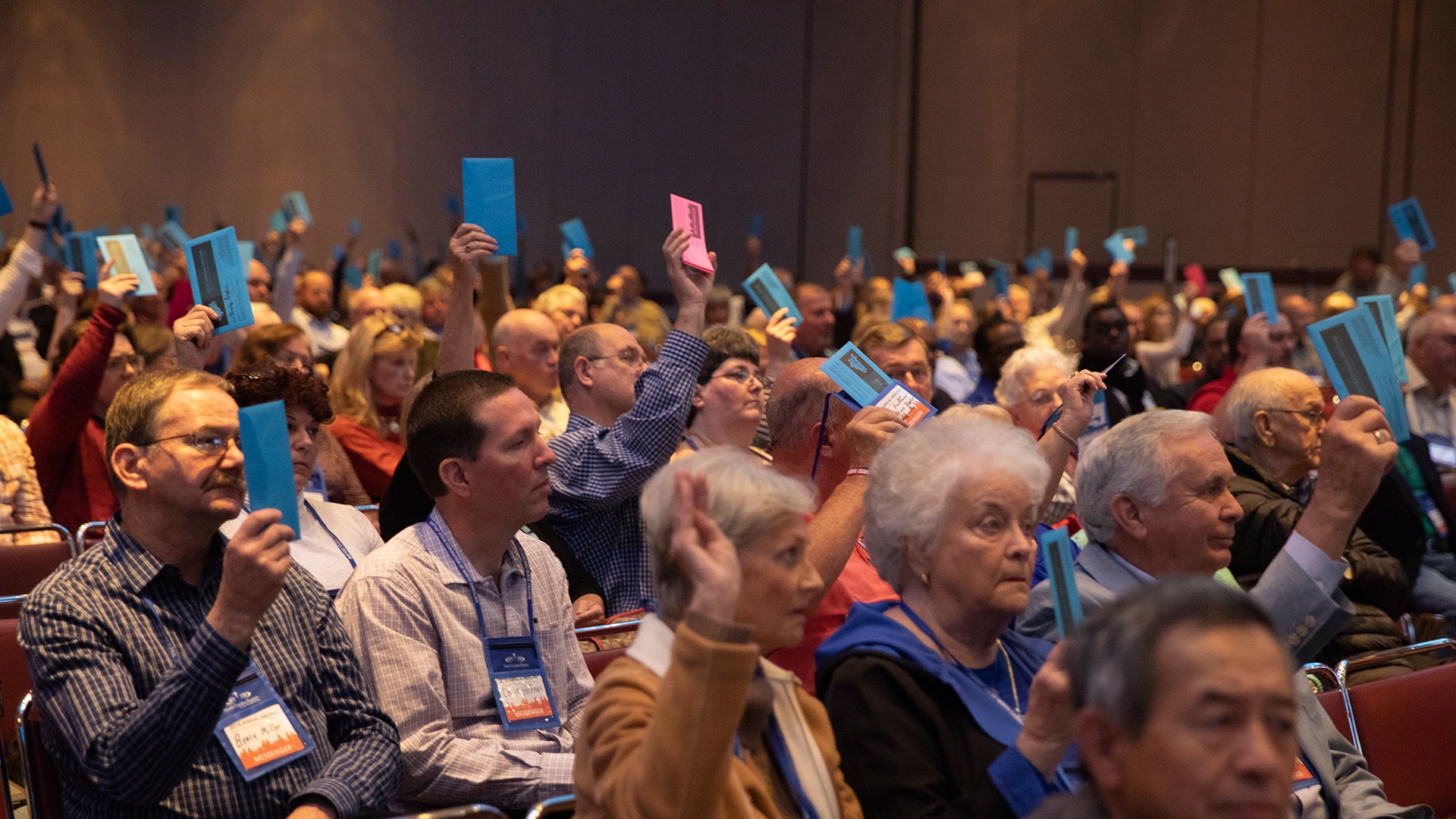 Messengers approve $31M budget, increase SBC allocation
