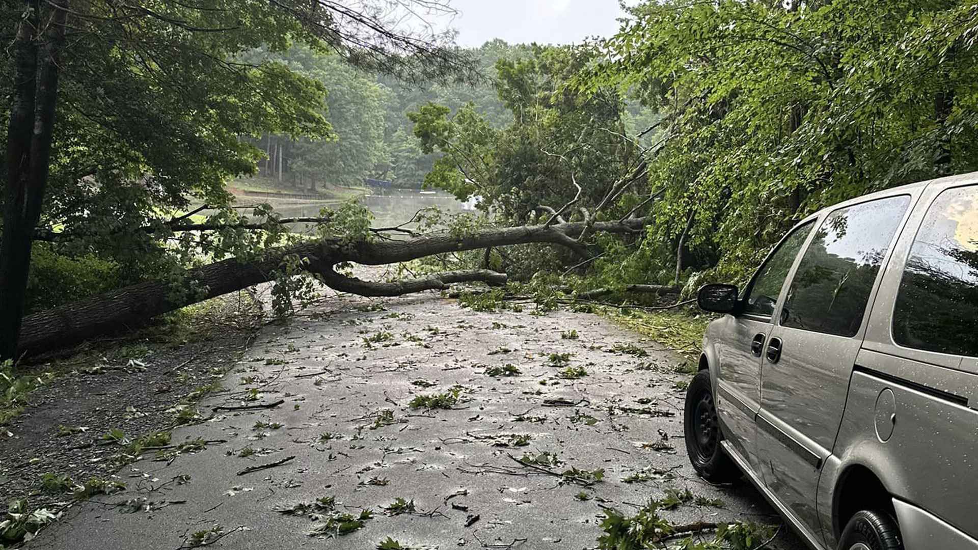 Voluntarios bautistas de Carolina del Norte ayudan a Caraway y sirven a las víctimas de las inundaciones de Texas