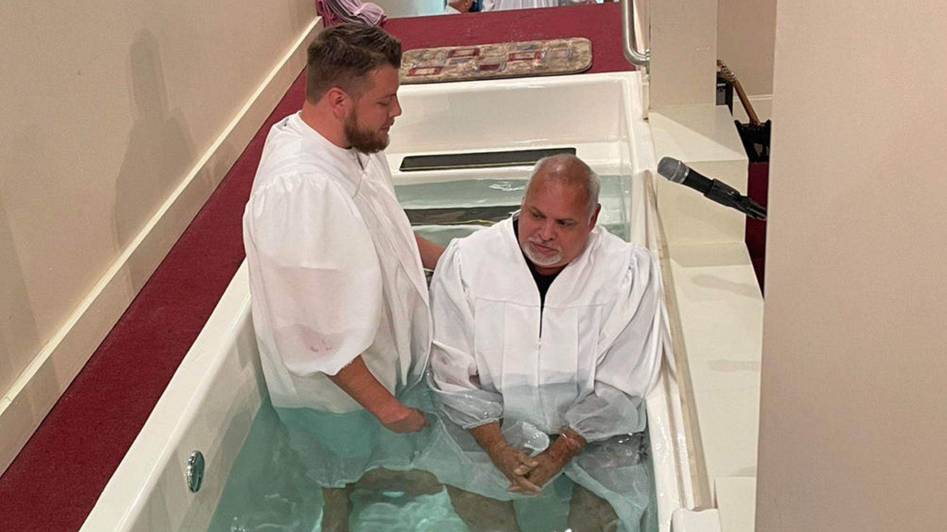 North Carolina pastor reconciles with parents who abandoned him as a child