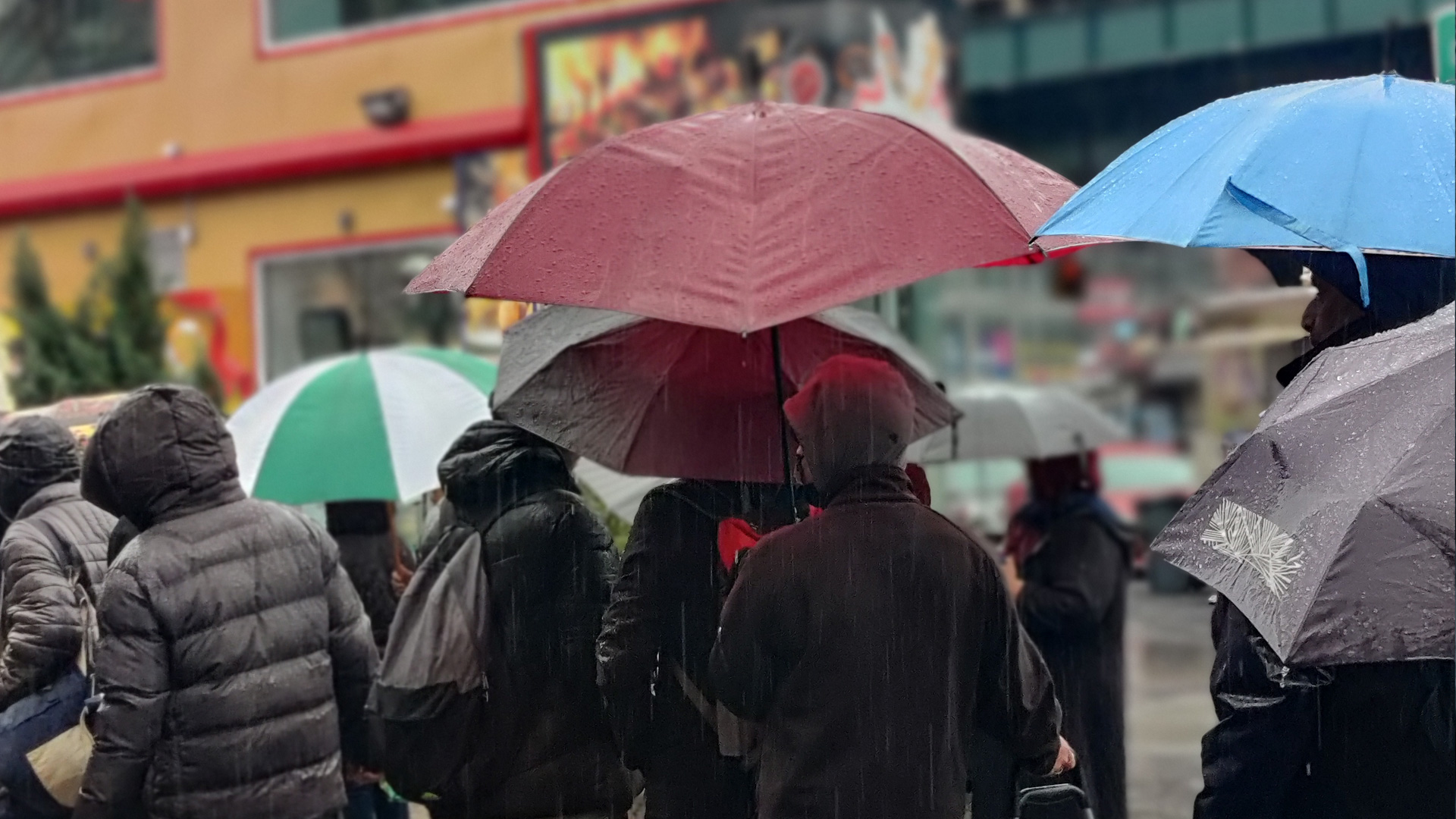 Rain doesn’t dampen annual Coats for the City outreach in NYC