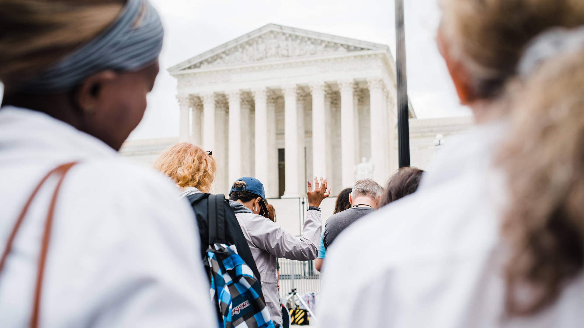 Supreme Court overturns Roe abortion decision